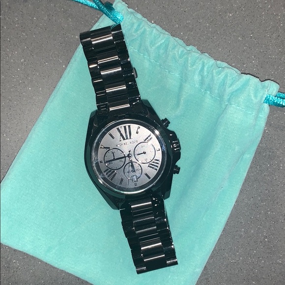 Michael Kors Accessories - MICHAEL KORS
Oversized Bradshaw Black-Tone Watch Michael Kors Accessories - MICHAEL KORS
Oversized Bradshaw Black-Tone Watch